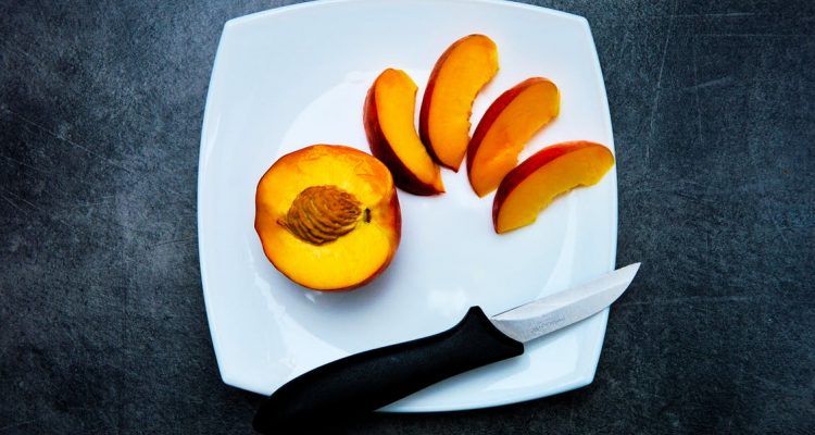 Fruits you must eat while breastfeeding